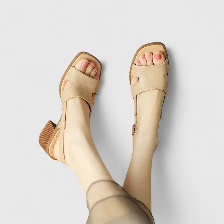 Winnie | Comfy Retro Sandals