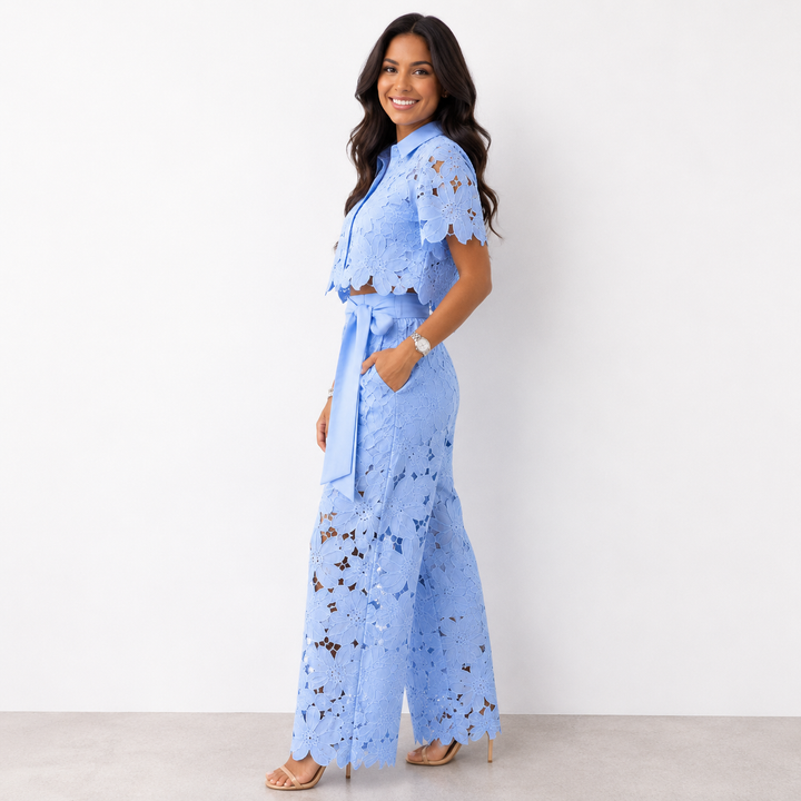 Arina | Floral Cut-Out Set