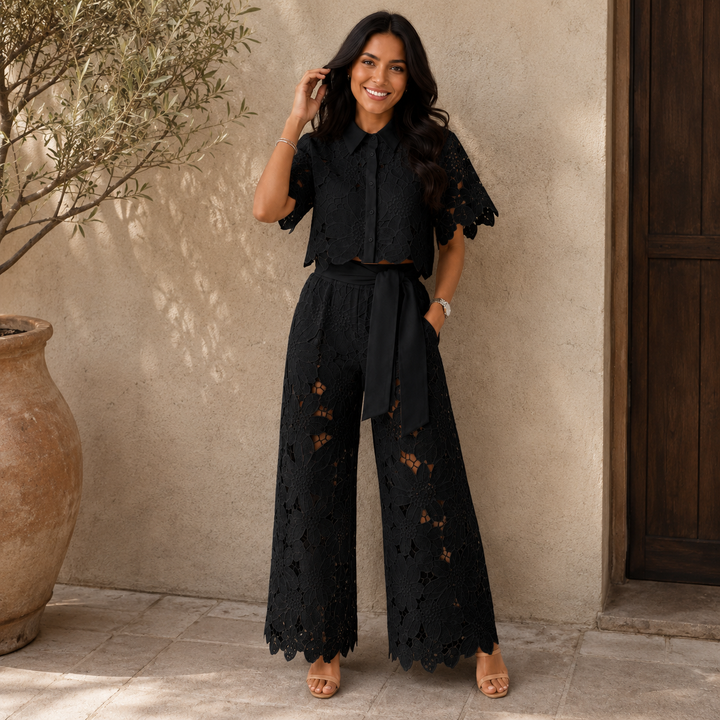 Arina | Floral Cut-Out Set