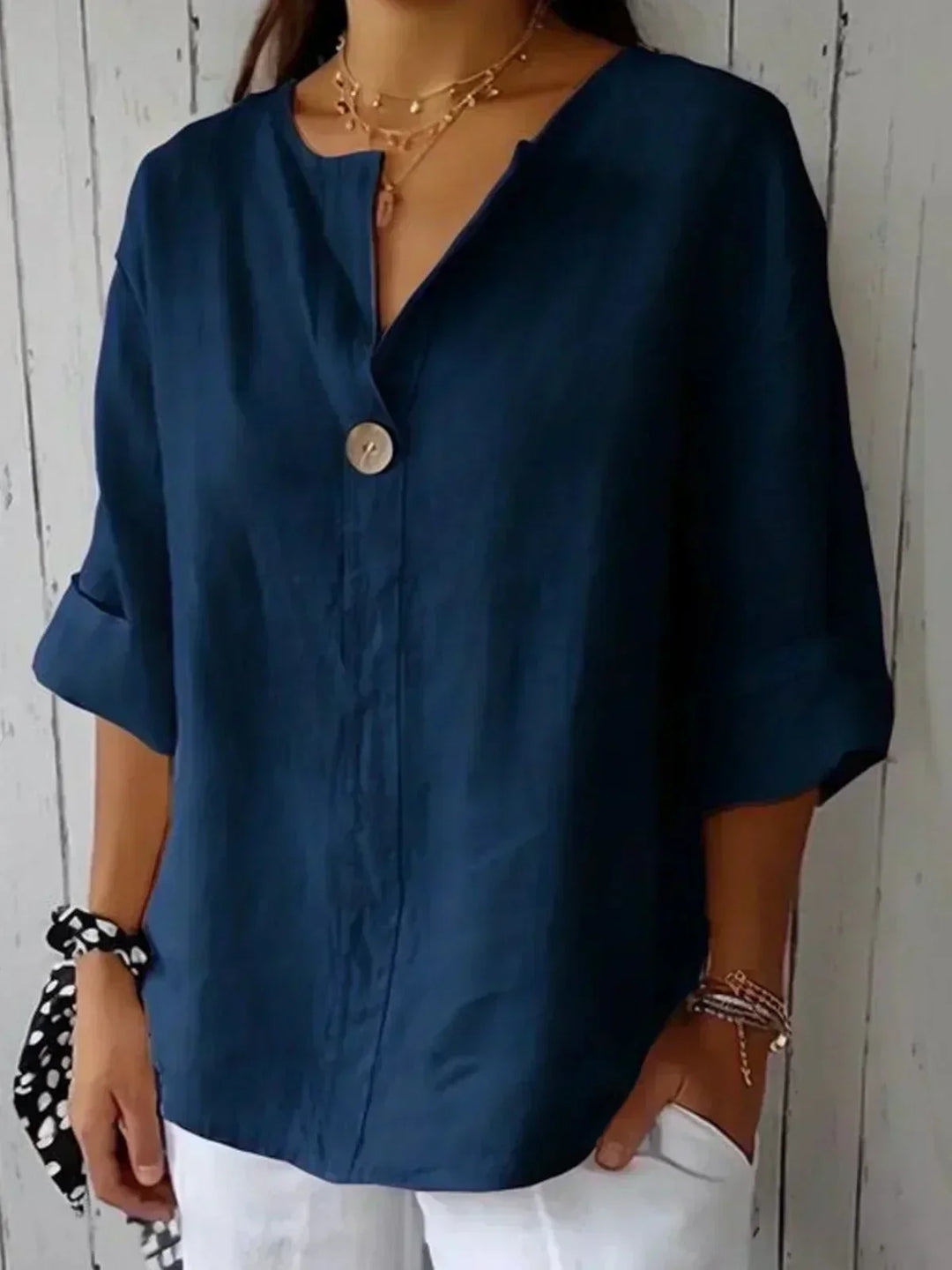 Helen | Relaxed V-Neck Top