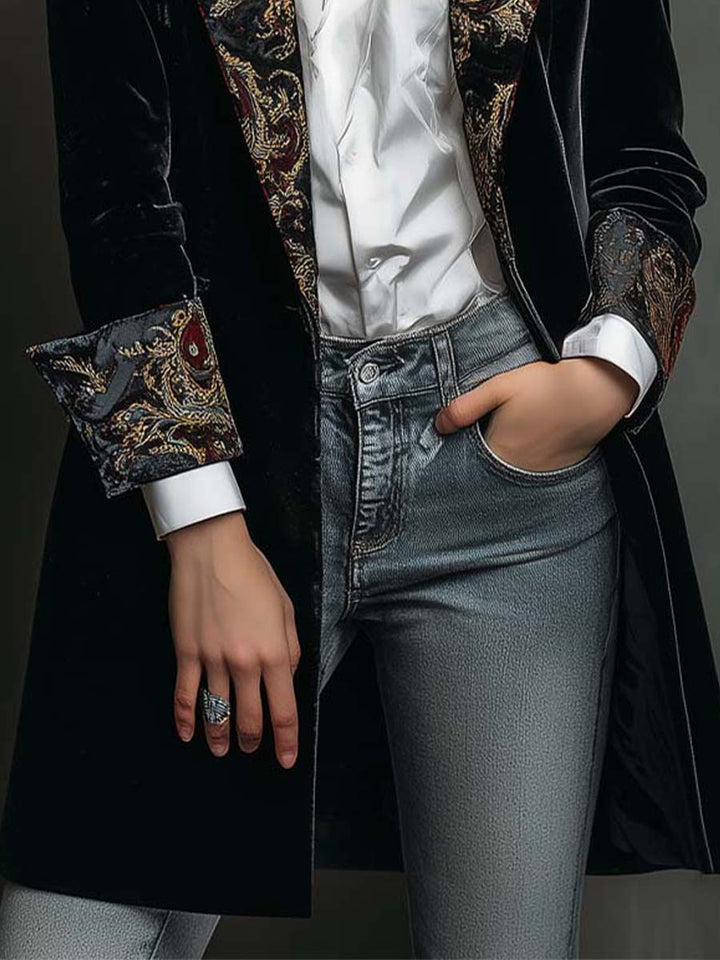 Isolde | Black Baroque Print Slim-Fit Blazer